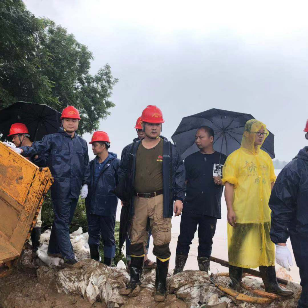 抗洪救灾-社会组织在行动（四）感人事迹报道